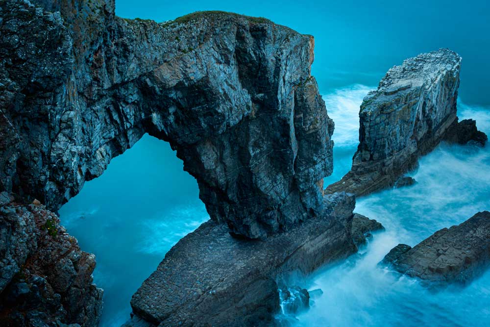 Park Life – Green Bridge of Wales, iconic landmark on The Pembrokeshire Coast National Park in Wales (#AA_NPARKS_14)